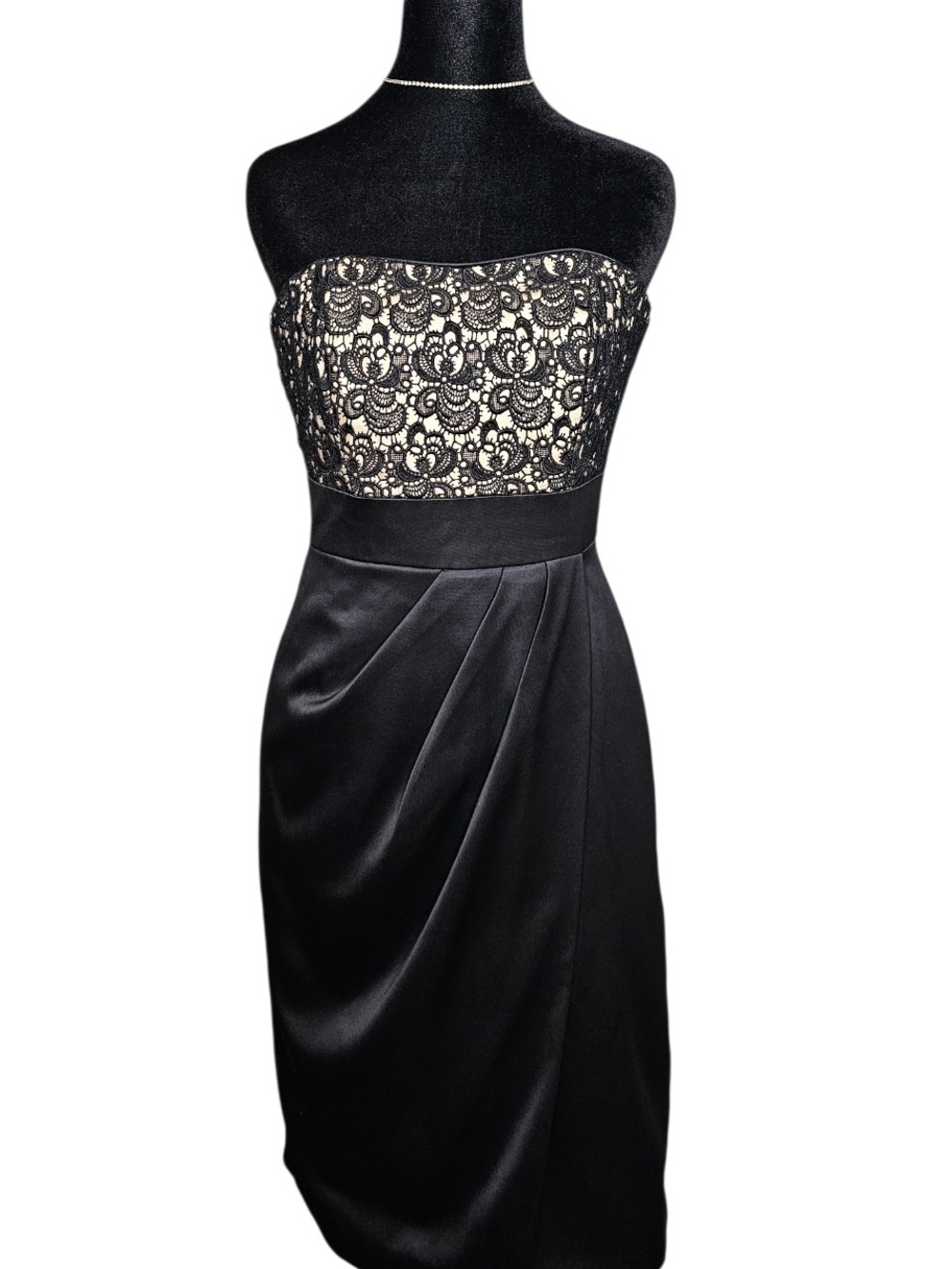White House Black Market Black Lace Strapless Cocktail Dress Size 00